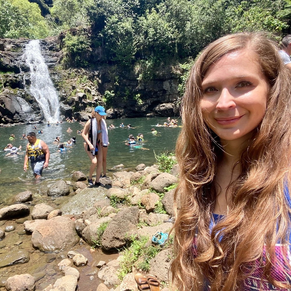 Meet your Posher, Posh